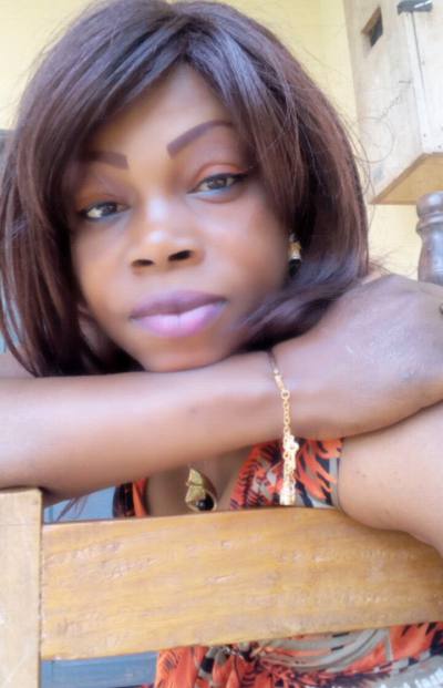Anne  46 ans Yaoundé Cameroun