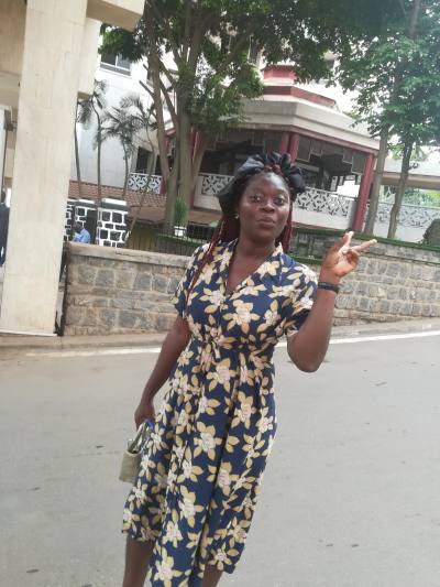 Prudence  27 years Yaounde Cameroon