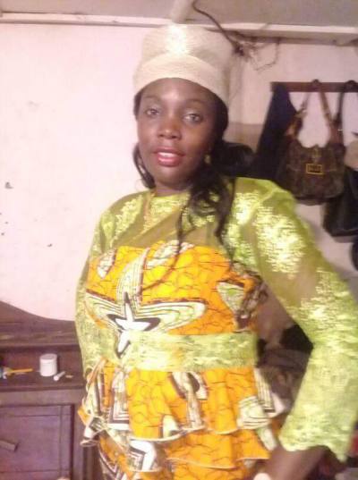 Brigitte 34 years Yaoundé  Cameroon