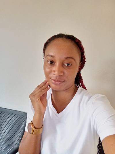 Jocelyne 32 ans Yaoundé  Cameroun