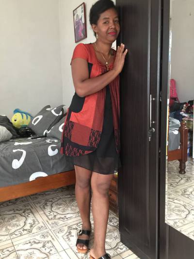 Clarisse 49 ans Antananarivo Madagascar