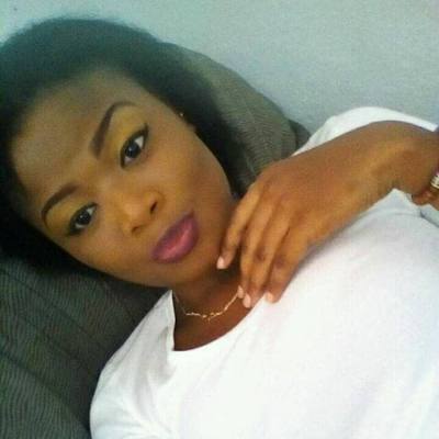 Aboula 28 ans Douala Cameroun