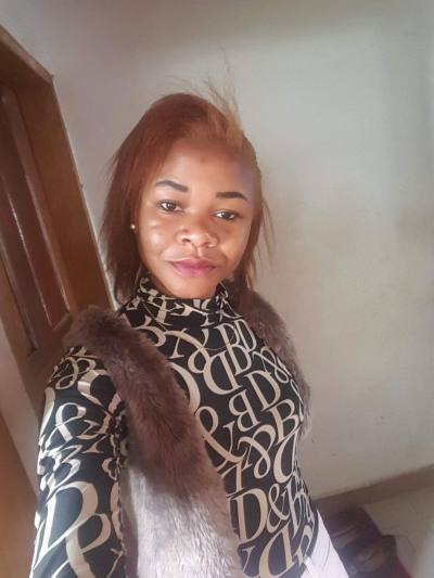 Agnes 28 Jahre Kribi Kamerun