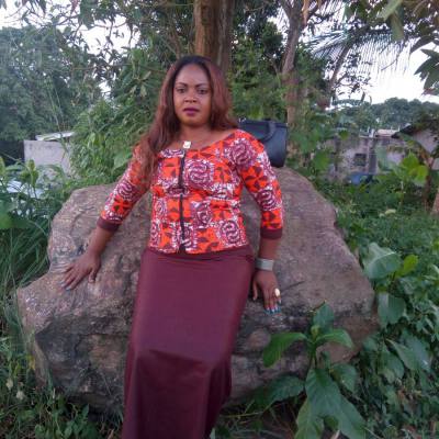 Anais 44 ans Yaounde Cameroun