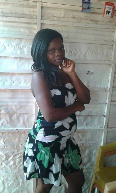 Edwige 36 ans Lomé Togo