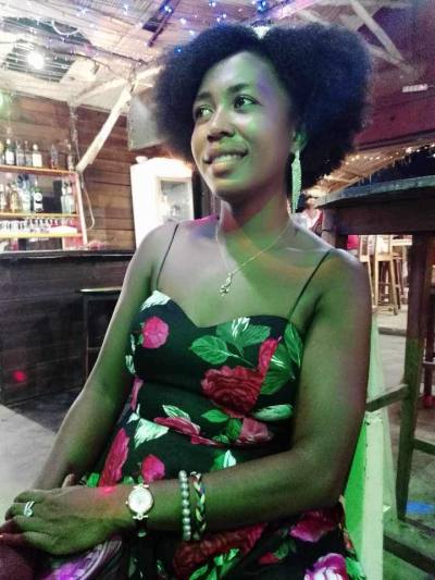 Helene 30 ans Tulear  Madagascar