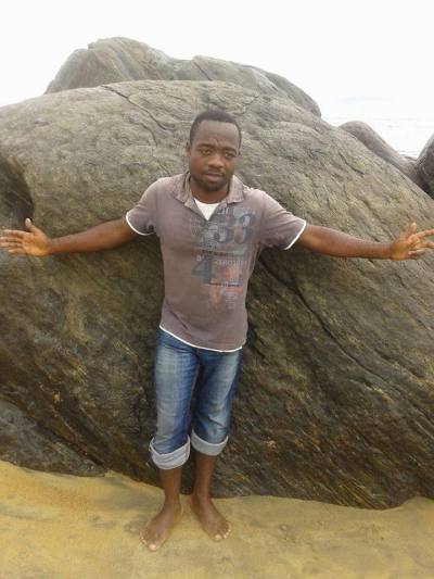 Teddy 36 ans Yaounde Cameroun