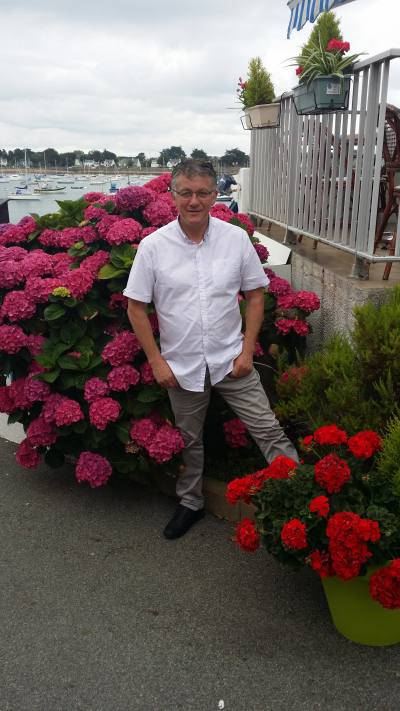 Claude 64 years Quimper France