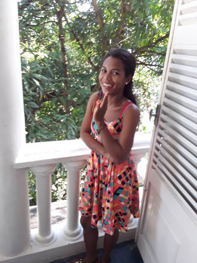 Marie 34 ans Toamasina Madagascar
