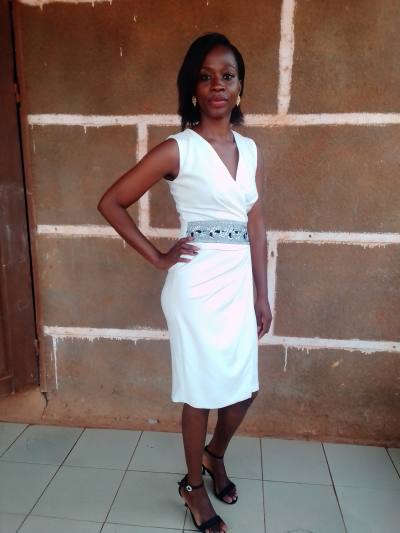 Esther 35 ans Mfou Cameroun