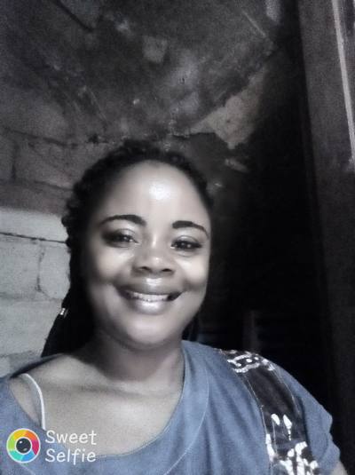 Jodelle 43 ans Yaoundé  Cameroun