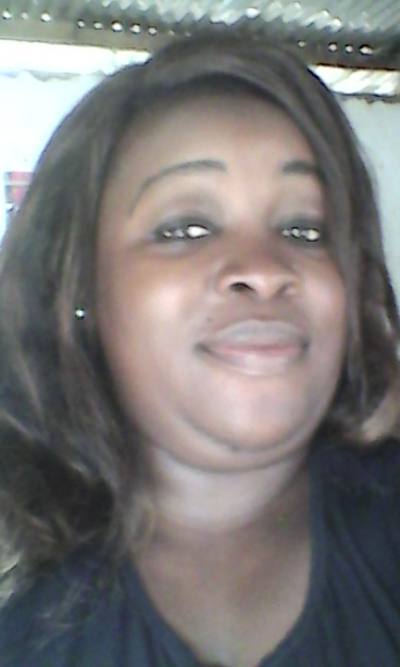 Vevette 36 ans Sangmelima Cameroun