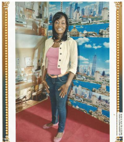 Rosita 42 Jahre Yaoundé Kamerun