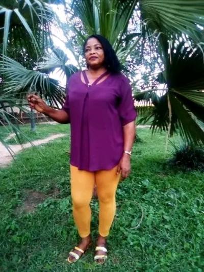 Calixta 58 ans Yaoundé Cameroun
