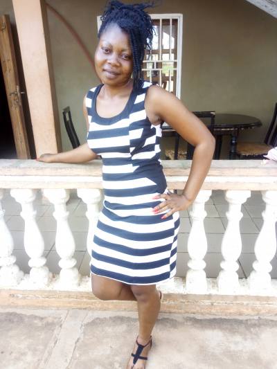 Sandrine 36 years Yaoundé  Cameroon