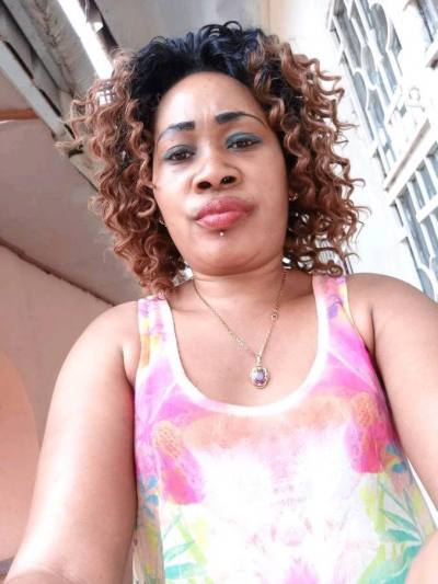 Mado 41 ans Yaoundé Cameroun