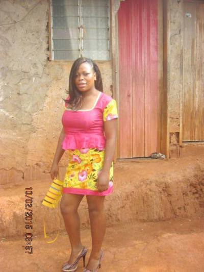 Monique 36 years Yaoundé Cameroon