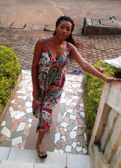 Nathalie 37 years Yaoundé Cameroon