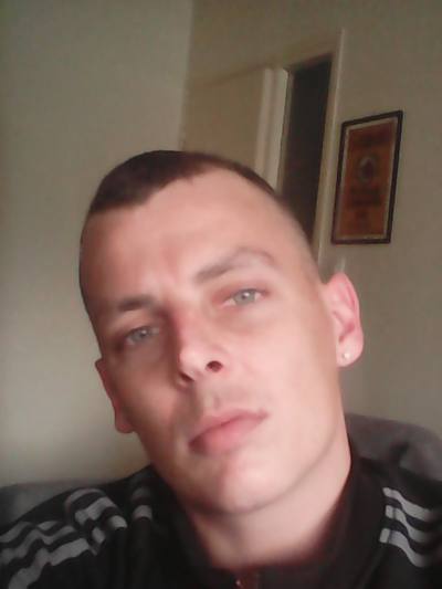 Olivier 36 ans Paris France