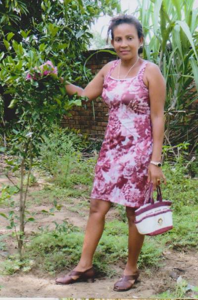 Marie 54 ans Sambava Madagascar
