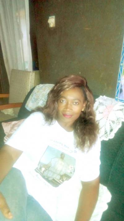 Marie 53 Jahre Dschang Kamerun