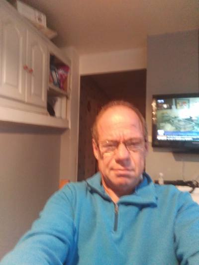 Philippe 66 ans Tergnier France