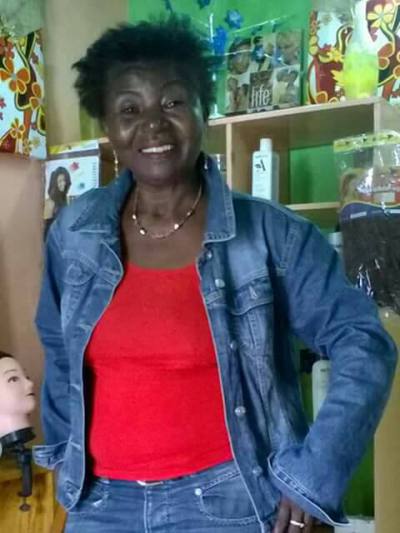 Fridoline 70 ans Douala Cameroun