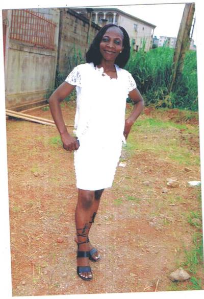 Gertrude 48 ans Yaounde Cameroun
