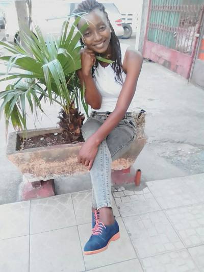Agnes 45 years Douala Cameroon