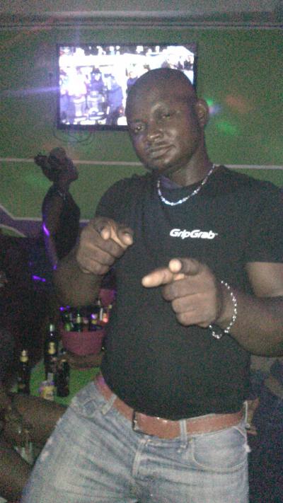 Samuel 39 ans Edea Cameroun