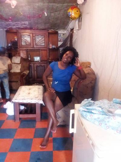 Olivia 39 years Douala Cameroon