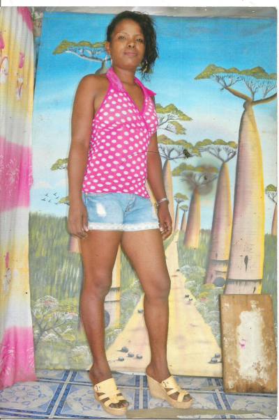 Leonette 47 ans Toamasina Madagascar