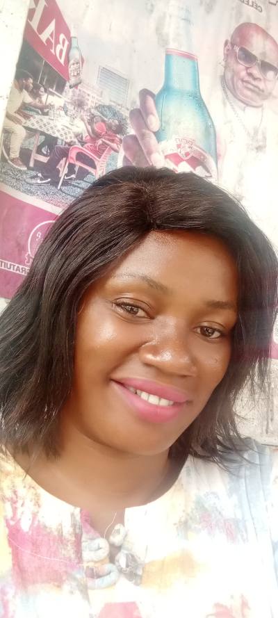 Marie Noel 35 years Douala3em Cameroon