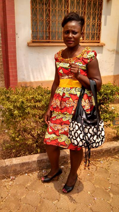 Silvia 38 ans Soa Cameroun