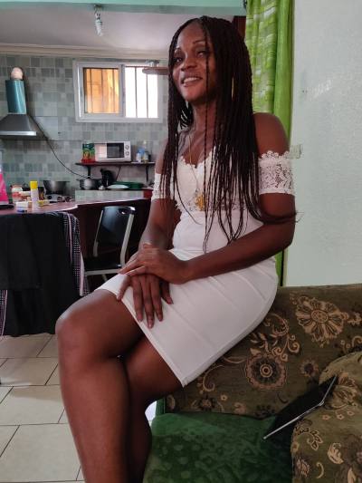 Clemence 40 Jahre Yaounde Kamerun