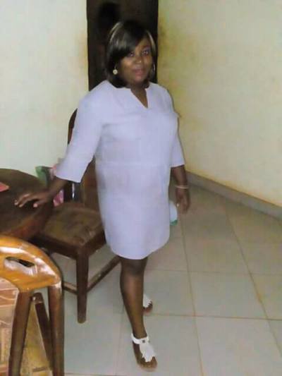 Severina 35 Jahre Yaoundé Kamerun