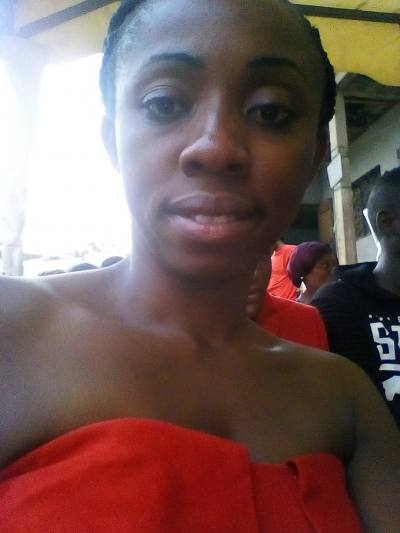 Claire 37 ans Yaoundé Cameroun
