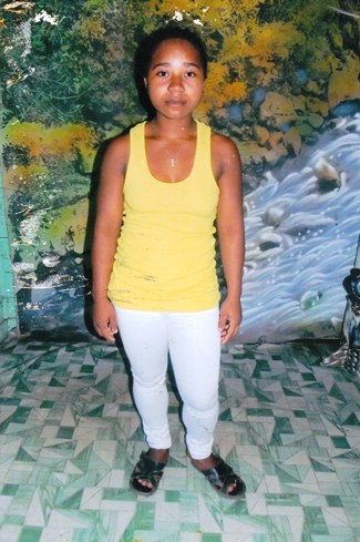 Marie 27 years Antalaha Madagascar
