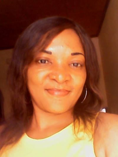 Linda 41 years Yaoundé Cameroon