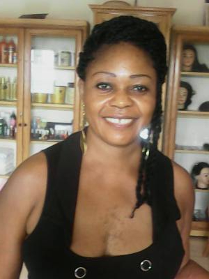 Simone 50 ans Yaounde Cameroun