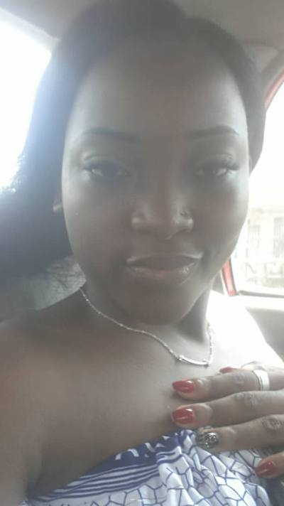 Fifi 29 ans Yaoundé Cameroun