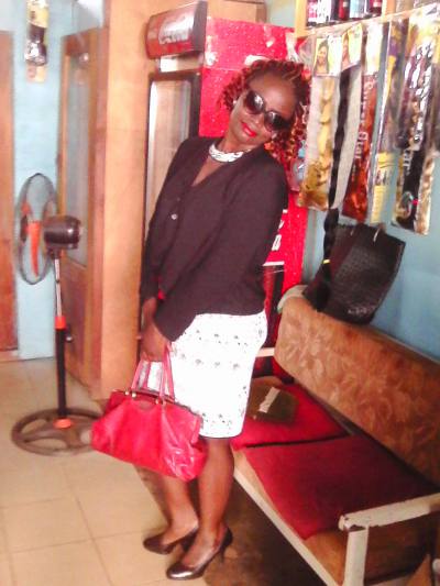 Madeleine 41 ans Yaoundé Cameroun