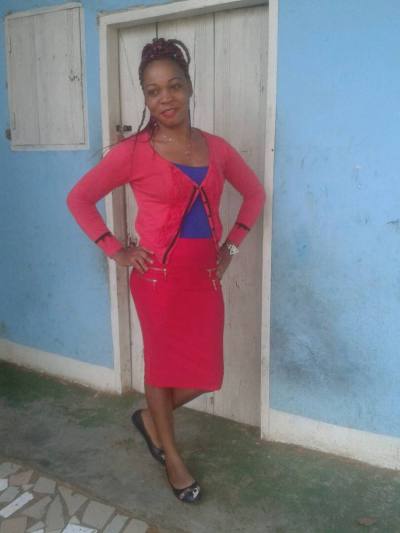 Chikita 35 ans Yaoundé Cameroun