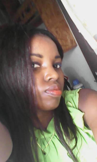 Marcy 33 Jahre Douala Kamerun