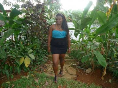 Delphine 37 ans Yaoundé Cameroun
