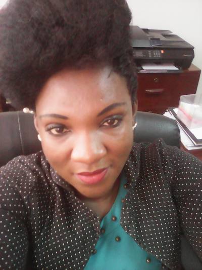 Rose 36 ans Douala Cameroun