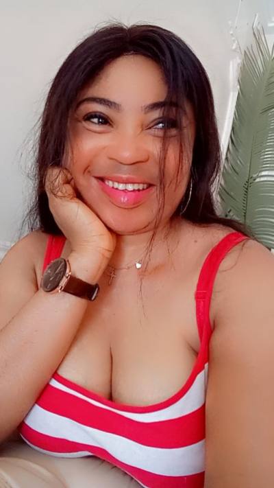 Elodie 36 ans Yaoundé  Cameroun