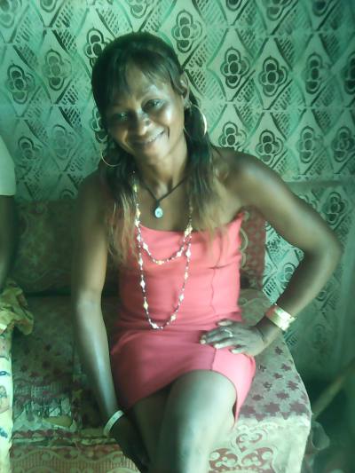 Josiane 43 ans Yaoundé Cameroun