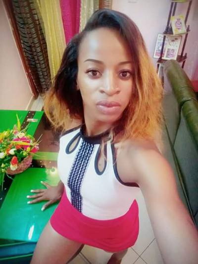 Marie 37 ans Yaoundé  Cameroun