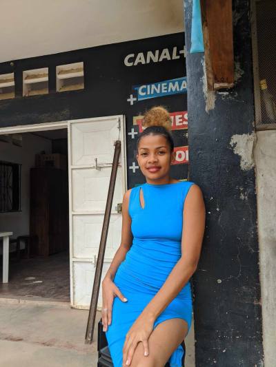 Tania 23 ans Antananarivo  Madagascar